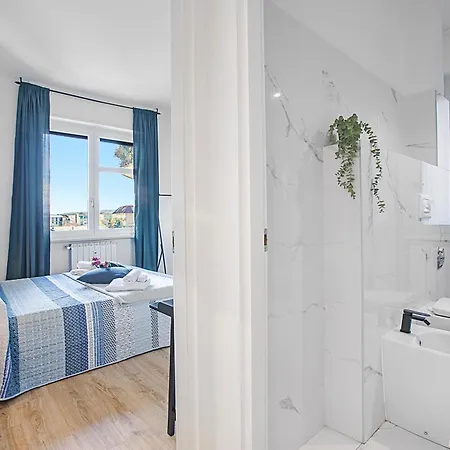 Specchio Di Cielo: With Terrace And Ac Center - Happy Apartment Arona