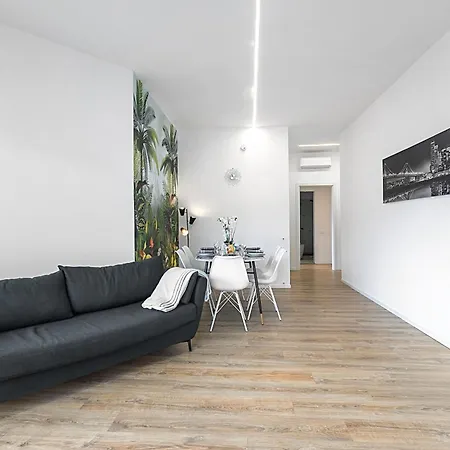 Specchio Di Cielo: With Terrace And Ac Center - Happy * Arona