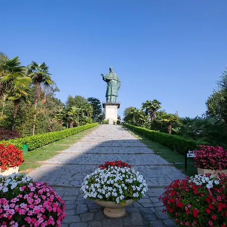Specchio Di Cielo Center - Happy * Арона